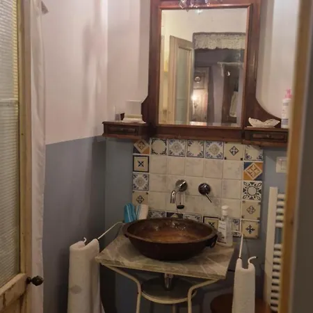 La Rosa Antica Bed & Breakfast